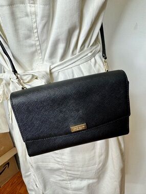 Kate Spade Laurel Way Winni Black Crossbody Wallet